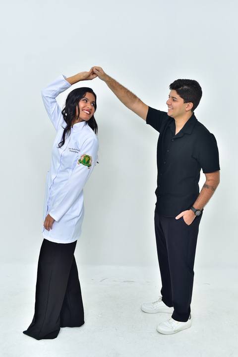 Sara e João na formatura de fisioterapia